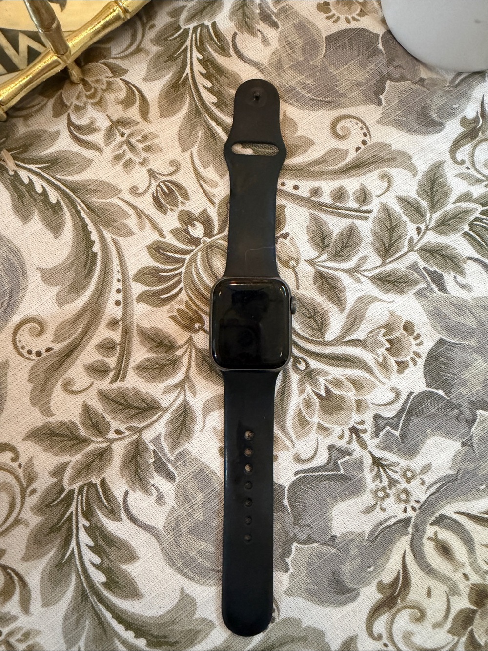 Apple Black Smartwatch with Black Silicone Strap